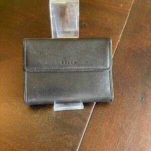 Vintage COACH  Polished Calfskin Wallet